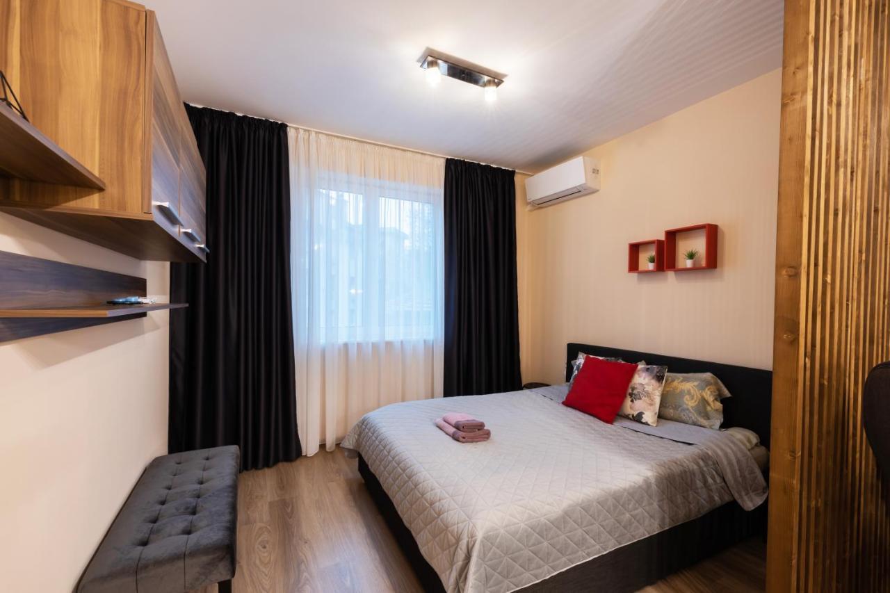 Ferienwohnung The Red Point Warna Exterior foto